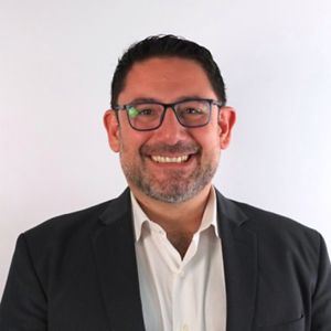 This is the profile picture of the speaker