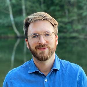This is the profile picture of the speaker