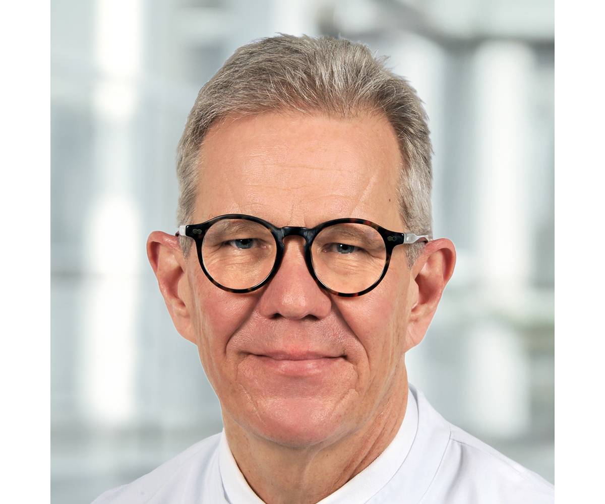 Prof. Dr. Jörg B. Schulz