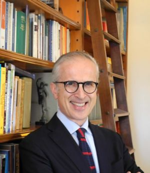 This is the profile picture of the speaker