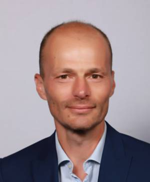 This is the profile picture of the speaker