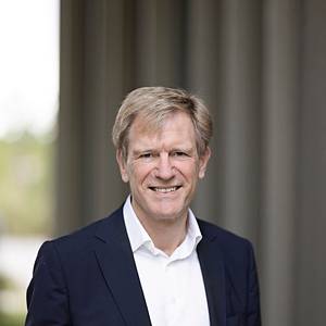 This is the profile picture of the speaker