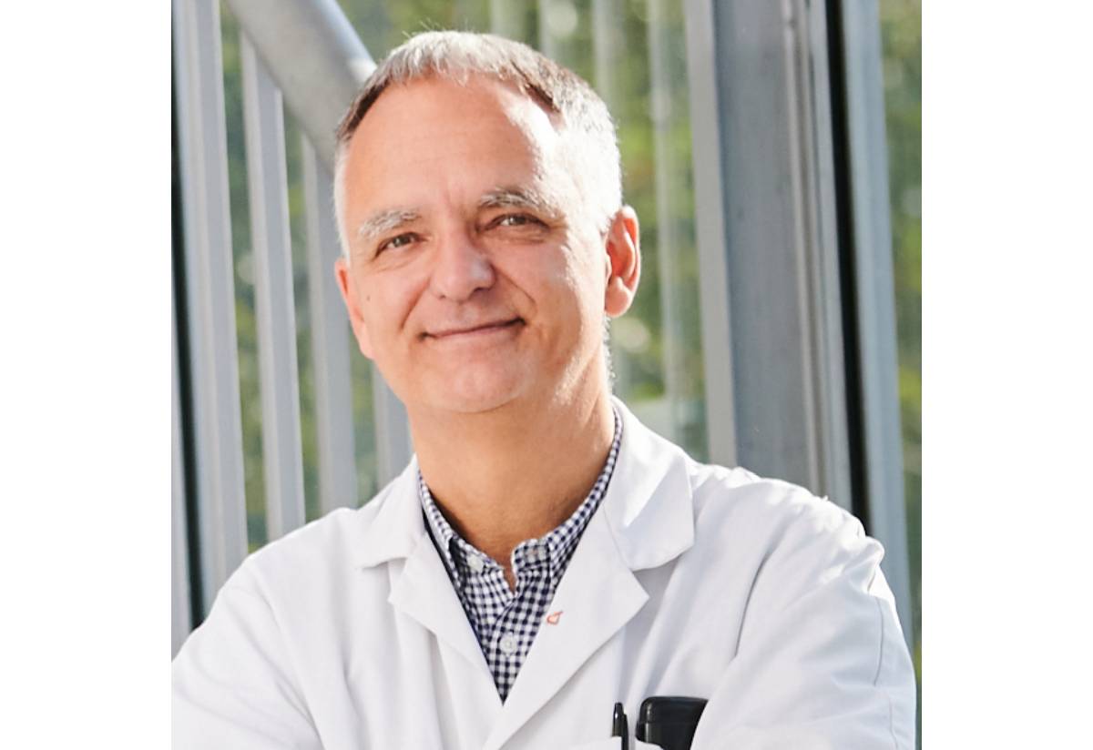 Headshot of Prof. Dr. Philippe van de Borne